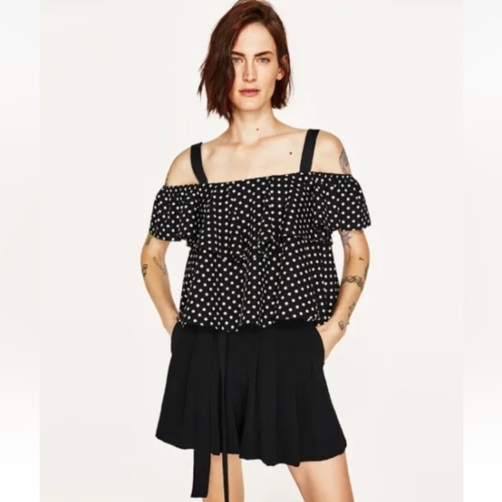 ZARA Poplin Blouse Ruffled Sleeves New Black & White Top Sz Xsmall wrinkle free